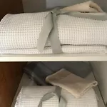 Al Numero 13 - Zona Clinica Pederzoli * Peschiera del Garda